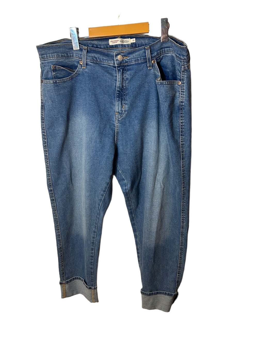 Levi's Strauss vintage mid rise Blue Boyfriend Jeans - Relaxed High Waist sz 18